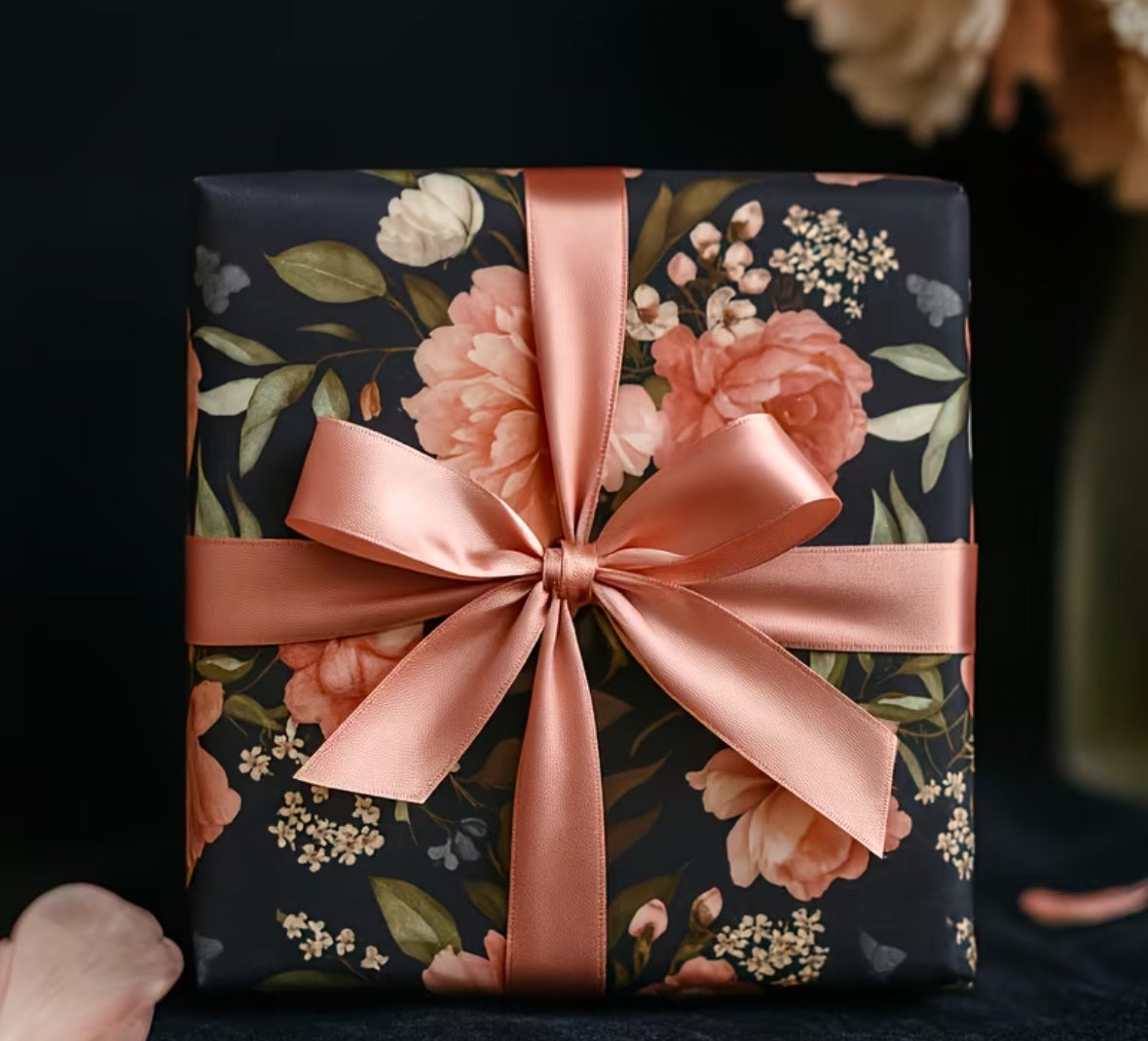 Gift wrapping - خدمة تغليف الهدايا