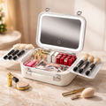 Makeup LED travel bag - شنطة مكياج للسفر مع اضائة