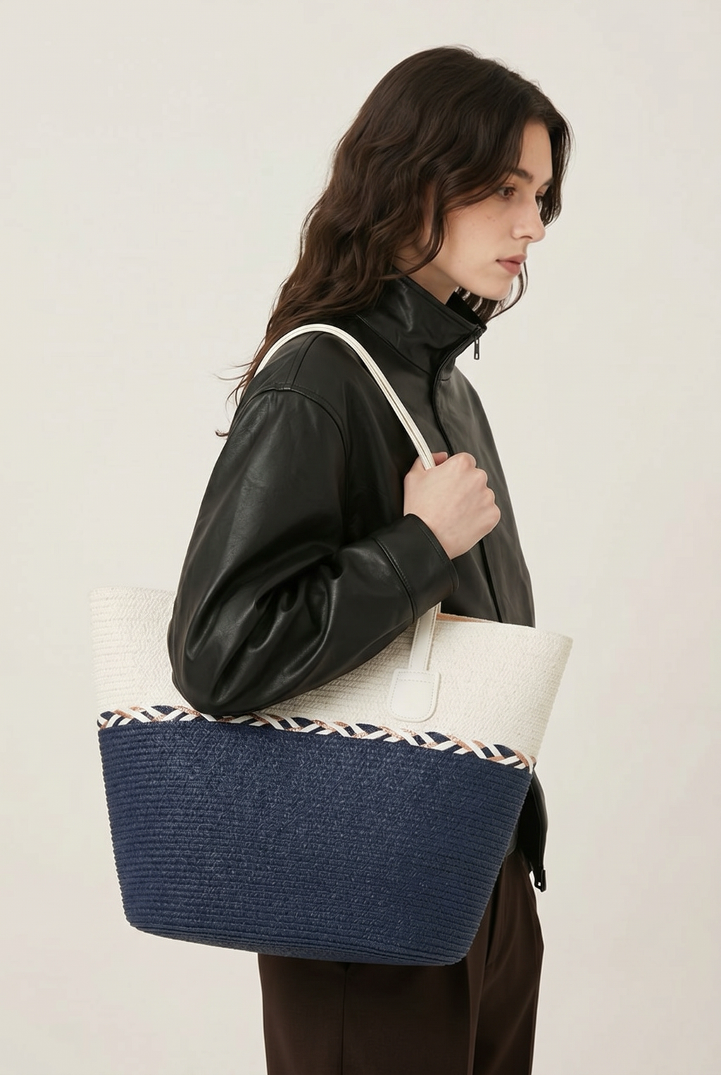 Beach bag and hat - شنطة وقبعة بحر